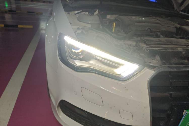 Used Audi A3 2015 Limousine 45 TFSI S line Luxury Model Right Front Headlight