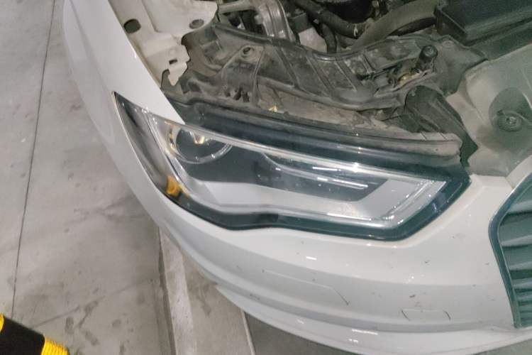 Used Audi A3 2015 Limousine 40 TFSI Automatic Comfort Model Right Front Headlight