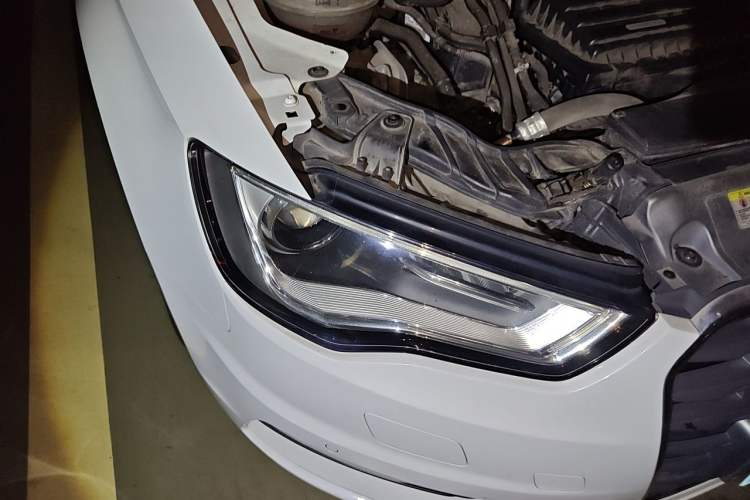 Used Audi A3 2015 Limousine 35 TFSI Millionth Anniversary Intelligent Leading Model Right Front Headlight