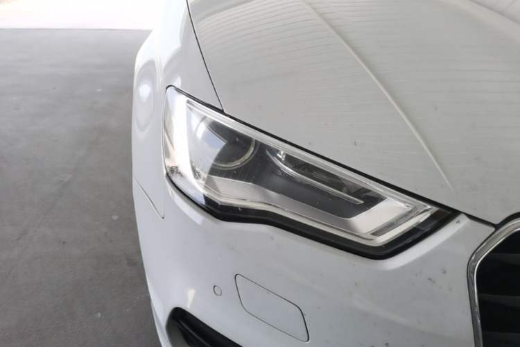 Used Audi A3 2015 Limousine 45 TFSI S line Luxury Model Right Front Headlight