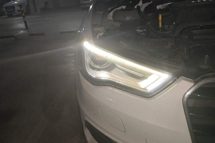 Used Audi A3 2015 Sportback 45 TFSI S line sports model Right Front Headlight