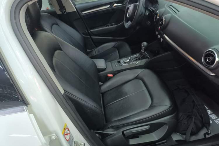 Used Audi A3 2015 Limousine 35 TFSI Millionth Anniversary Intelligent Leading Model Right Front Seat