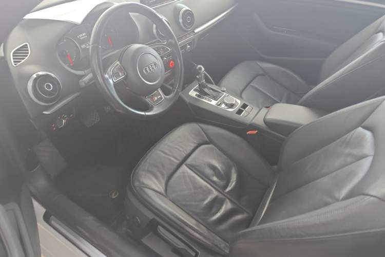 Used Audi A3 2015 Cabriolet 40 TFSI Right Front Seat