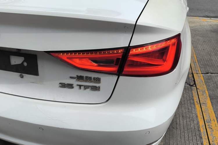 Used Audi A3 2015 Limousine 35 TFSI Millionth Anniversary Intelligent Leading Model Right Rear Taillight
