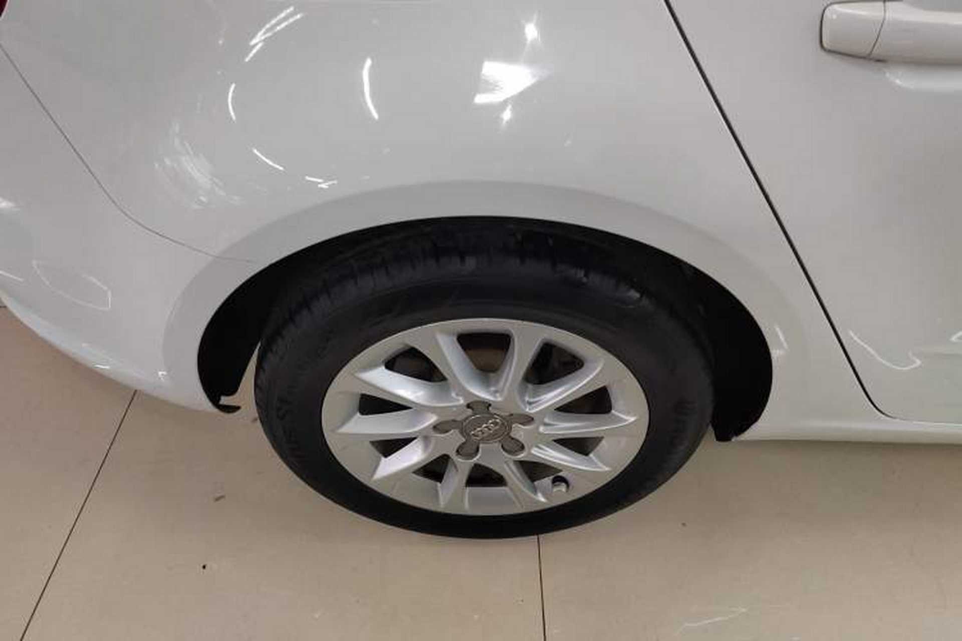 Used Audi A3 2015 Sportback 35 TFSI Manual Ambition Edition Right Rear Wheel Hub