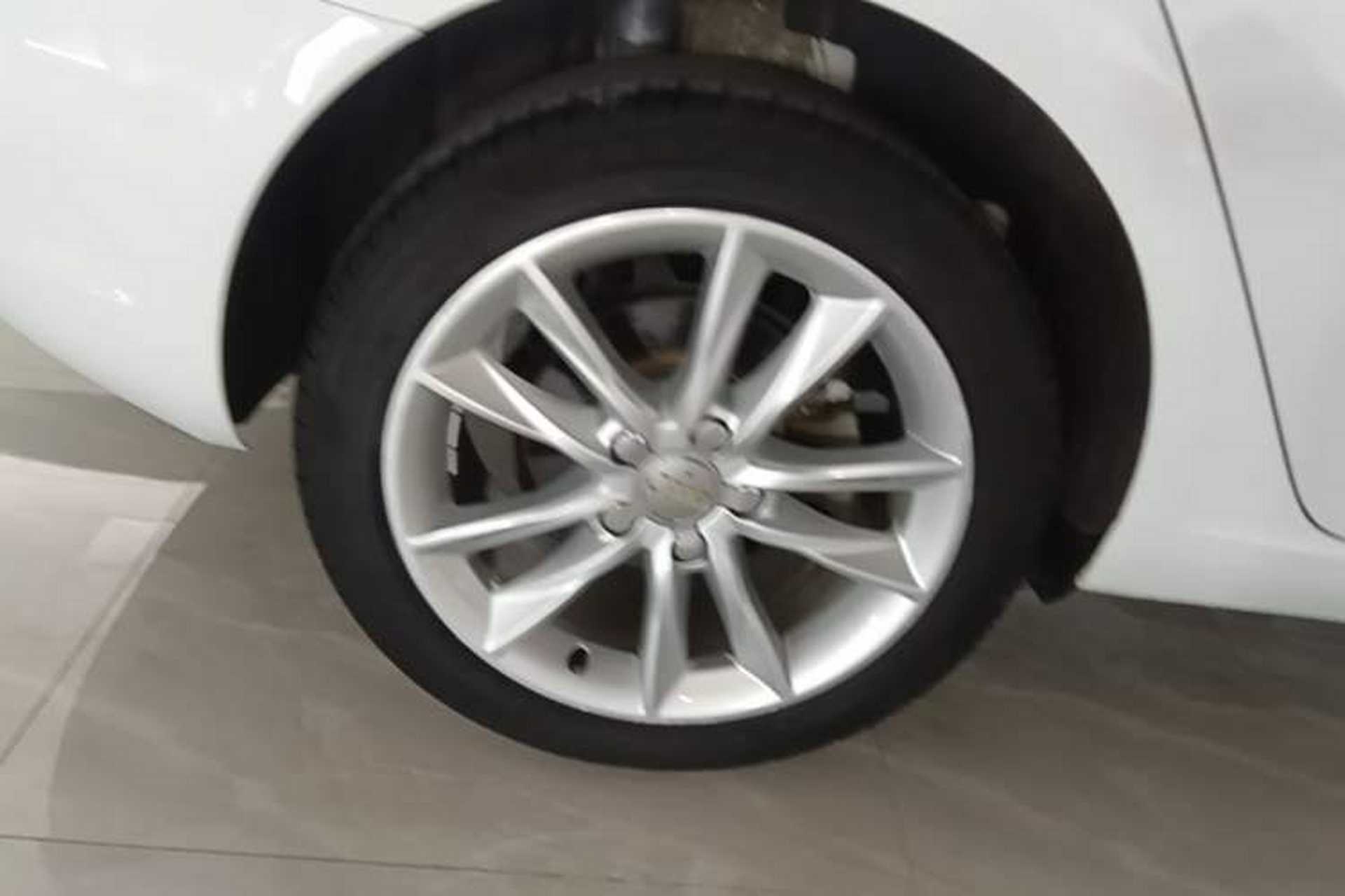 Used Audi A3 2015 Sportback 35 TFSI Millionth Anniversary Comfort Model Right Rear Wheel Hub