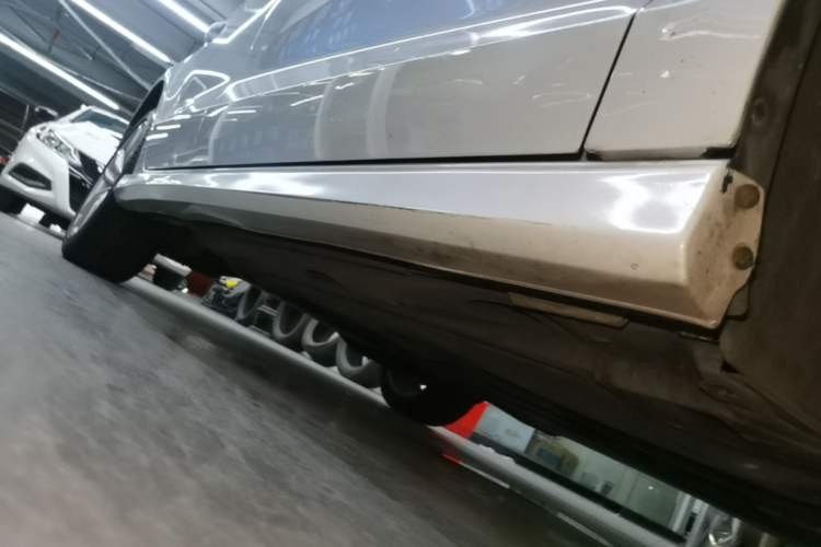 Used Audi A3 2015 Limousine 40 TFSI Automatic Comfort Model Right Side Sill