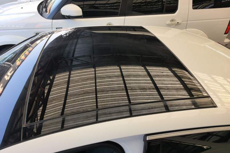 Used Audi A3 2015 Limousine 35 TFSI Millionth Anniversary Comfort Model Roof
