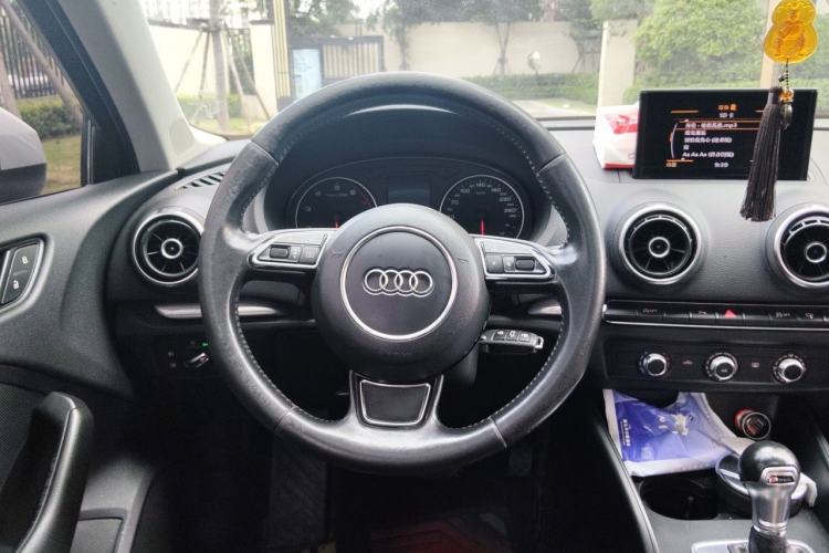 Used Audi A3 2015 Limousine 35 TFSI Millionth Anniversary Intelligent Leading Model Steering Wheel