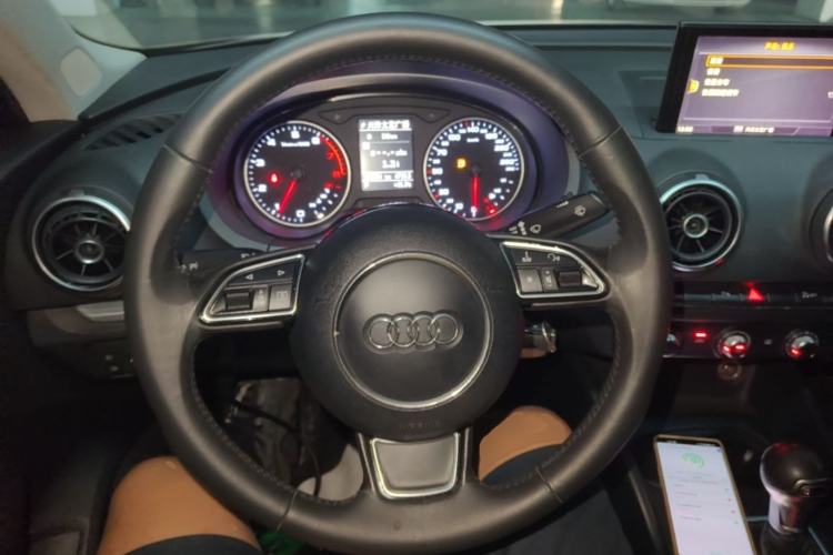 Used Audi A3 2015 Limousine 35 TFSI Millionth Anniversary Intelligent Leading Model Steering Wheel