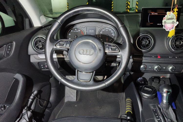 Used Audi A3 2015 Limousine 35 TFSI Millionth Anniversary Intelligent Leading Model Steering Wheel