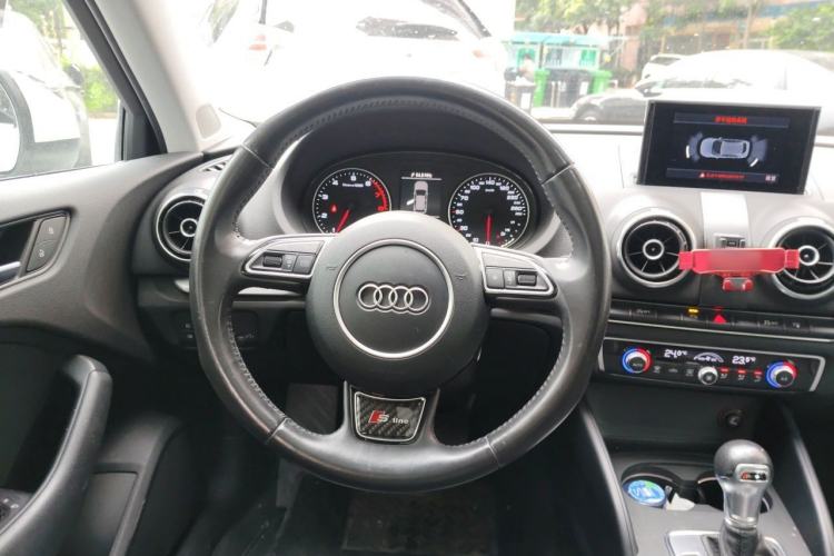 Used Audi A3 2015 Sportback 35 TFSI Millionth Anniversary Comfort Model Steering Wheel