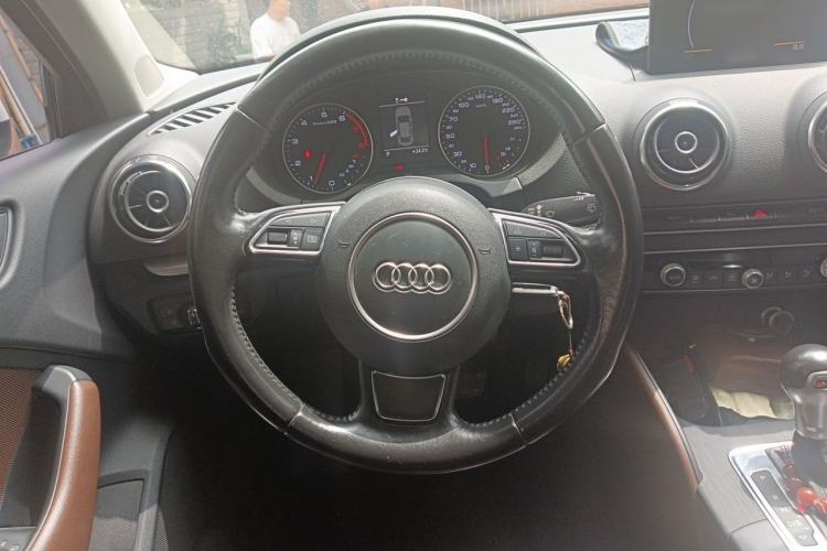Used Audi A3 2015 Limousine 35 TFSI Millionth Anniversary Comfort Model Steering Wheel