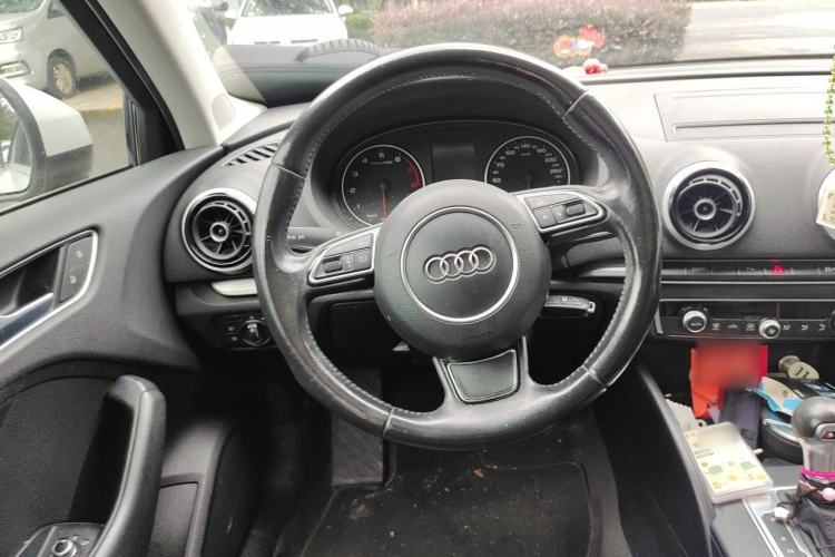 Used Audi A3 2015 Limousine 35 TFSI Millionth Anniversary Comfort Model Steering Wheel