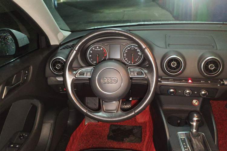Used Audi A3 2015 Limousine 35 TFSI Millionth Anniversary Intelligent Leading Model Steering Wheel