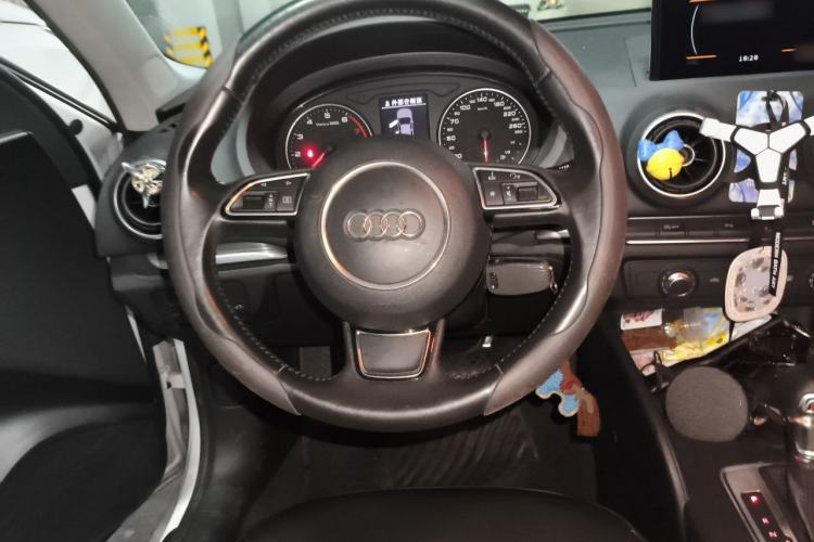 Used Audi A3 2015 Limousine 35 TFSI Millionth Anniversary Intelligent Leading Model Steering Wheel