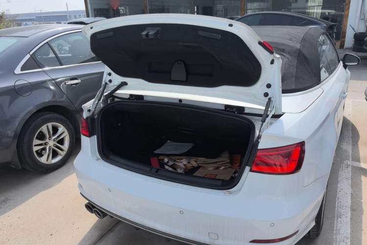 Used Audi A3 2015 Cabriolet 40 TFSI Trunk