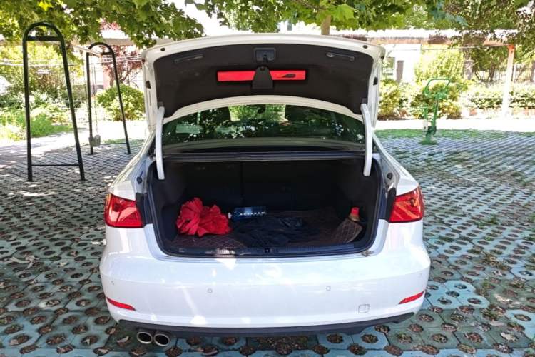 Used Audi A3 2015 Limousine 35 TFSI Millionth Anniversary Intelligent Leading Model Trunk