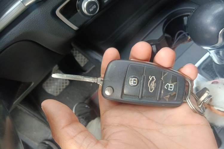 Used Audi A3 2015 Limousine 35 TFSI Millionth Anniversary Comfort Model Vehicle Key