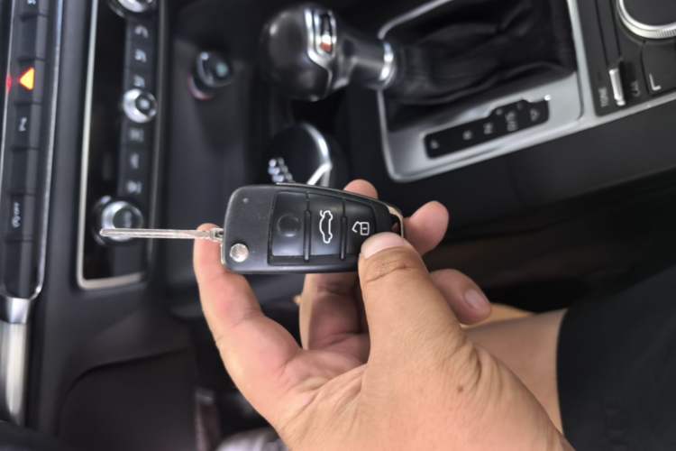 Used Audi A3 2015 Limousine 35 TFSI Millionth Anniversary Comfort Model Vehicle Key