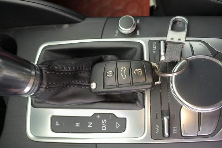 Used Audi A3 2015 Limousine 45 TFSI S line Luxury Model Vehicle Key