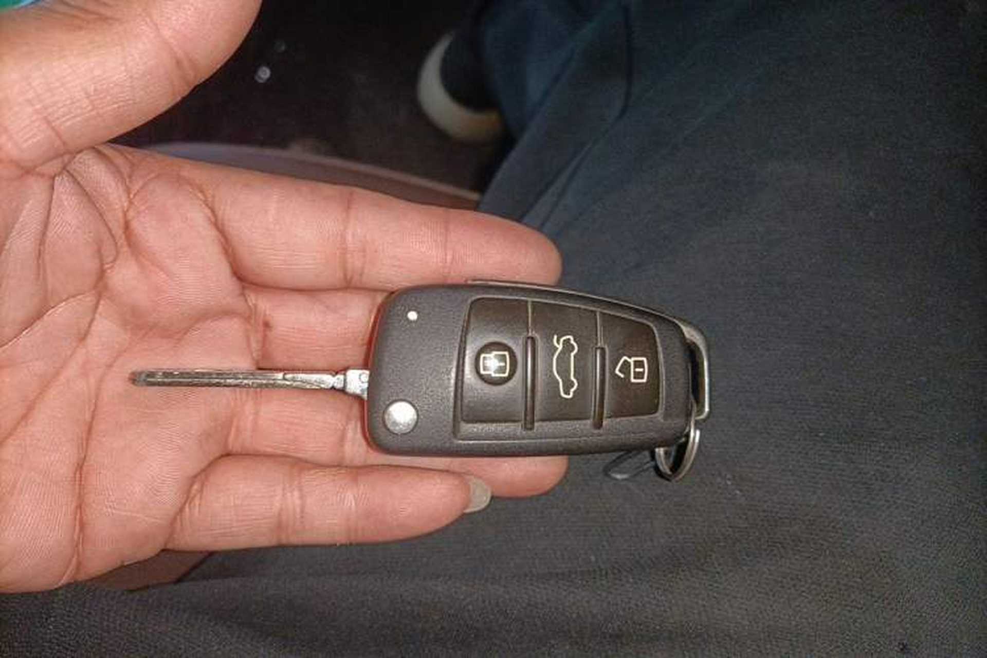 Used Audi A3 2015 Limousine 40 TFSI Automatic Comfort Model Vehicle Key