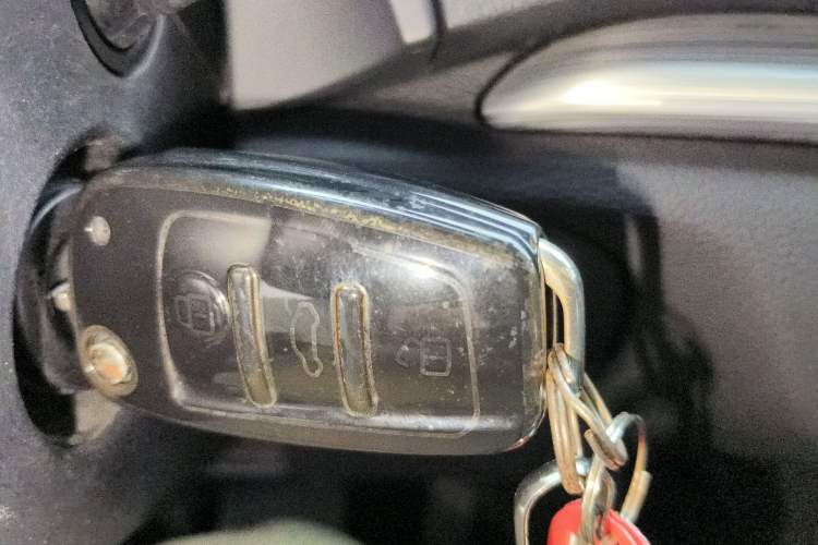 Used Audi A3 2015 Cabriolet 40 TFSI Vehicle Key