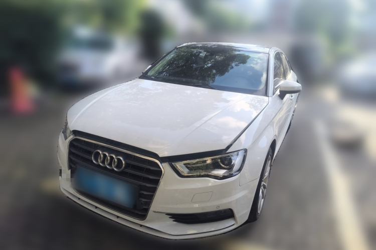 Audi A3 2015 Limousine 35 TFSI Millionth Anniversary Comfort Model d’occasion Guazi used car, China used car export, Used car for sale, Used cars, Cheapest cars for sale
