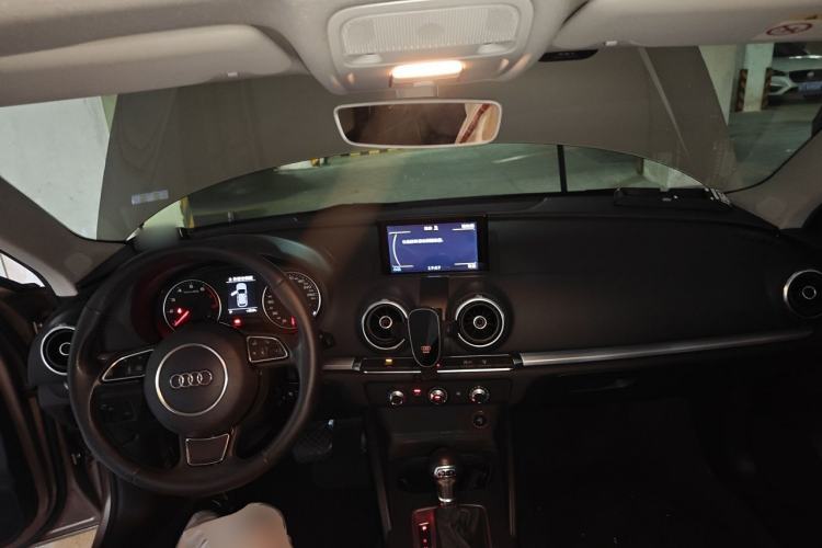 Used Audi A3 2015 Sportback 35 TFSI Millionth Anniversary Intelligent Leading Model Center Console
