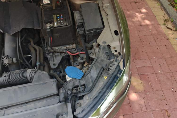 Used Audi A3 2015 Sportback 35 TFSI Millionth Anniversary Comfort Model Engine Bay Left