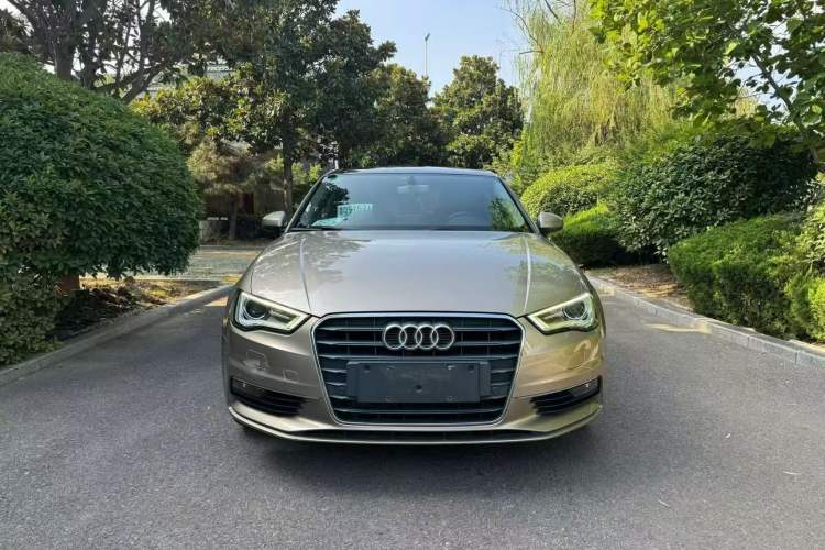 Used Audi A3 2015 Limousine 35 TFSI Millionth Anniversary Comfort Model Exterior 3