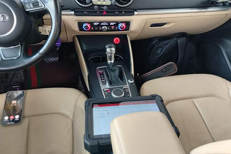 Used Audi A3 2015 Sportback 35 TFSI Millionth Anniversary Comfort Model Gear Lever
