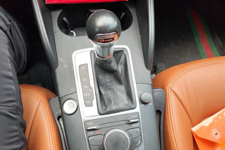 Used Audi A3 2015 Sportback 35 TFSI Millionth Anniversary Intelligent Leading Model Gear Lever