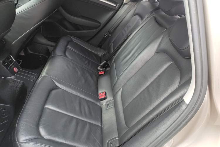 Used Audi A3 2015 Limousine 35 TFSI Millionth Anniversary Comfort Model Interior 2
