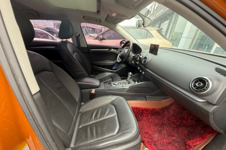 Used Audi A3 2015 Sportback 40 TFSI Automatic Comfort Model Interior 6