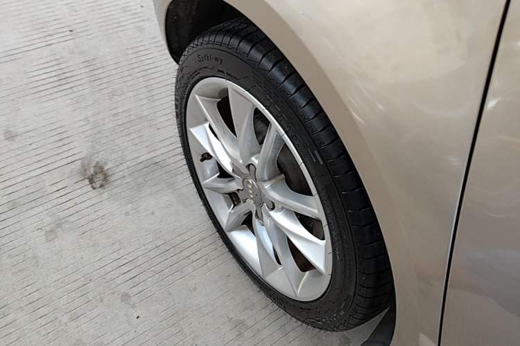 Used Audi A3 2015 Sportback 35 TFSI Millionth Anniversary Comfort Model Right Rear Wheel Hub