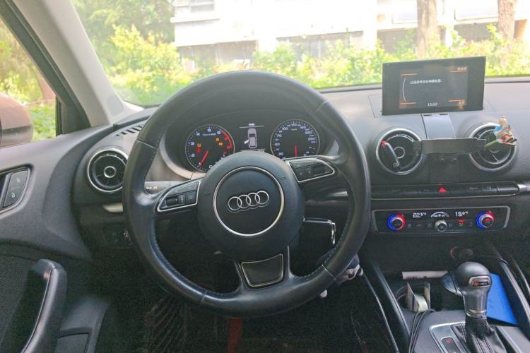 Used Audi A3 2015 Sportback 35 TFSI Millionth Anniversary Comfort Model Steering Wheel