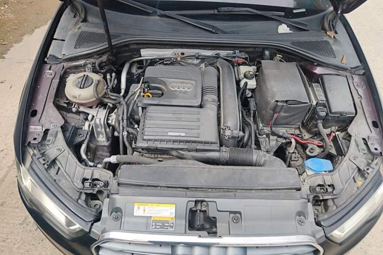 Used Audi A3 2016 Limousine 35 TFSI Ambition Edition Engine Bay