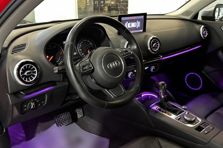 Used Audi A3 2016 Limousine 35 TFSI Style Edition Interior 1
