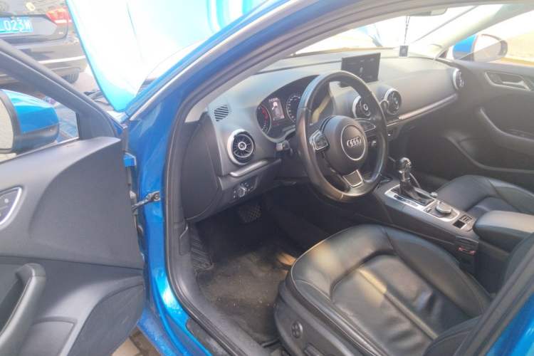 Used Audi A3 2016 Sportback 35 TFSI Style Edition Driver Seat