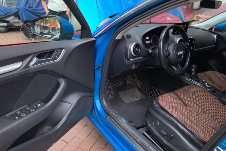 Used Audi A3 2016 Sportback 35 TFSI Style Edition Driver Seat