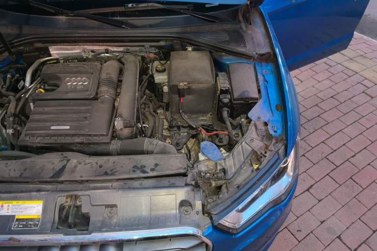 Used Audi A3 2016 Sportback 35 TFSI Style Edition Engine Bay Left