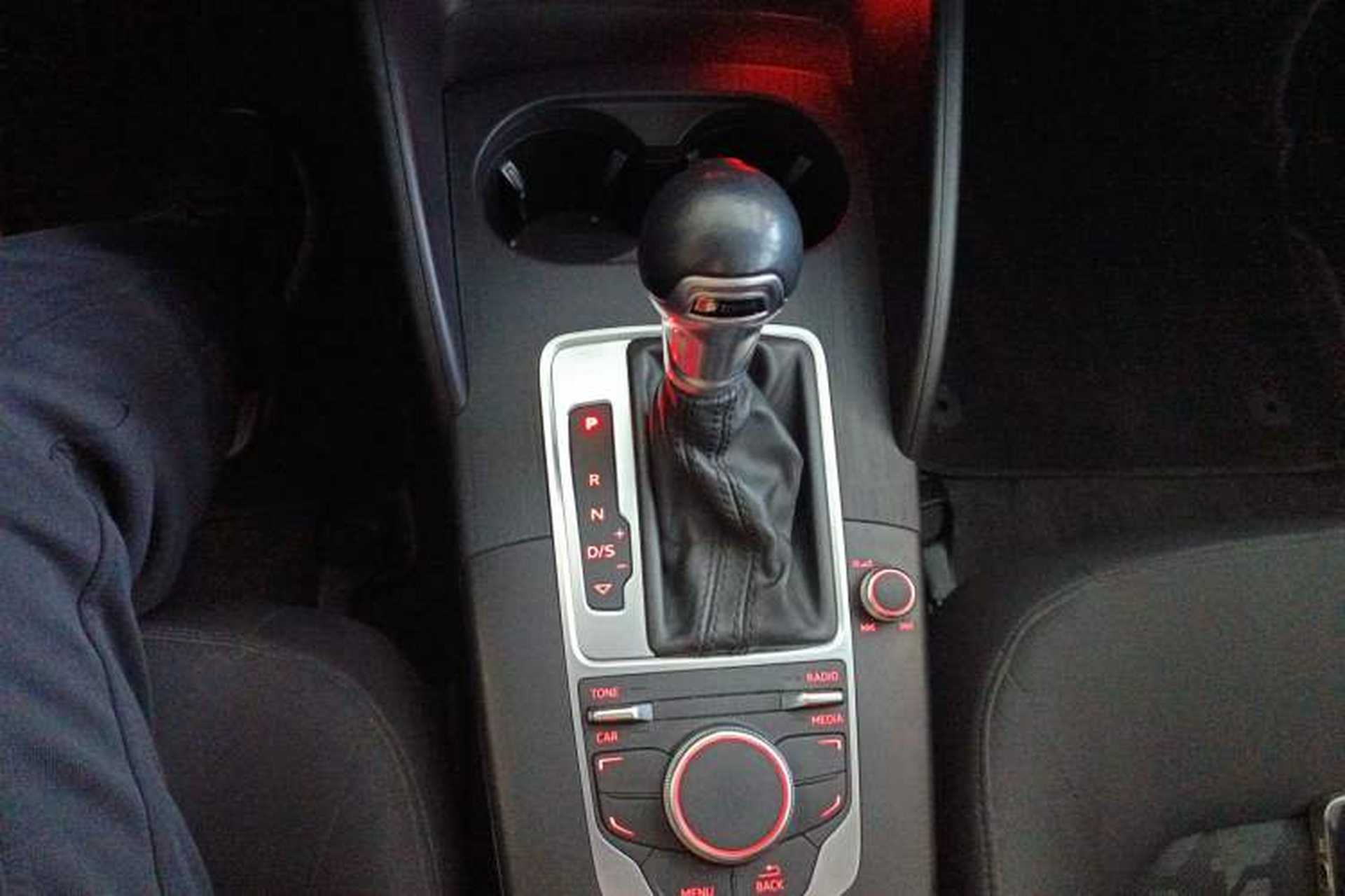 Used Audi A3 2016 Sportback 35 TFSI Ambition Edition Gear Lever
