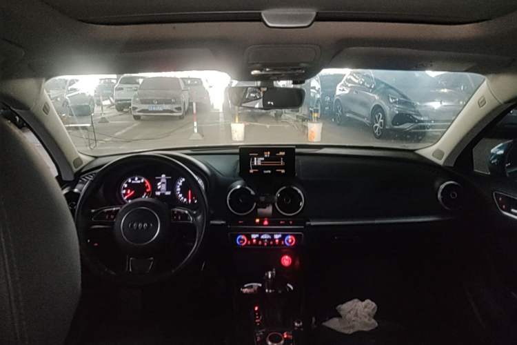 Used Audi A3 2016 Sportback 35 TFSI Style Edition Headliner