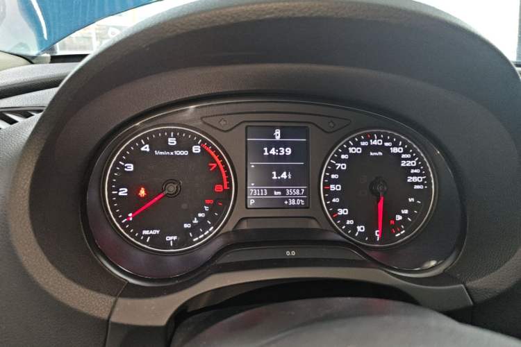 Used Audi A3 2016 Limousine 35 TFSI Prestige Edition Instrument Cluster