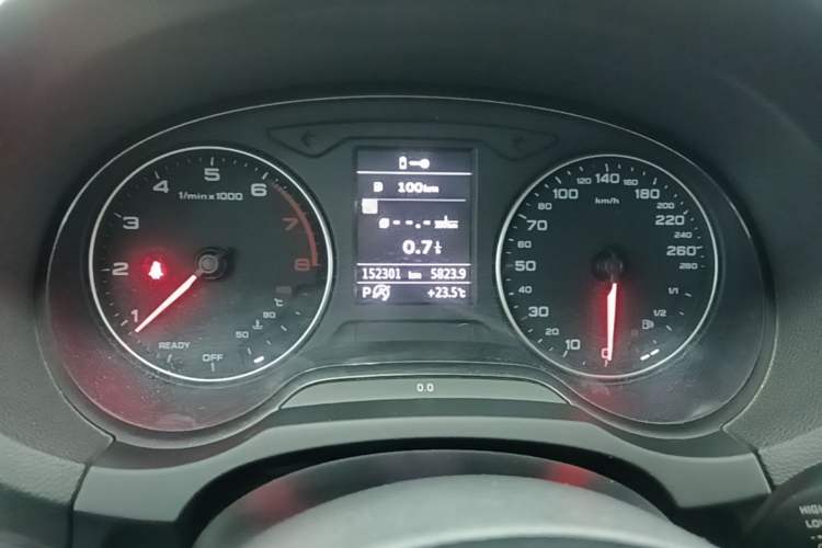 Used Audi A3 2016 Limousine 35 TFSI Style Edition Instrument Cluster