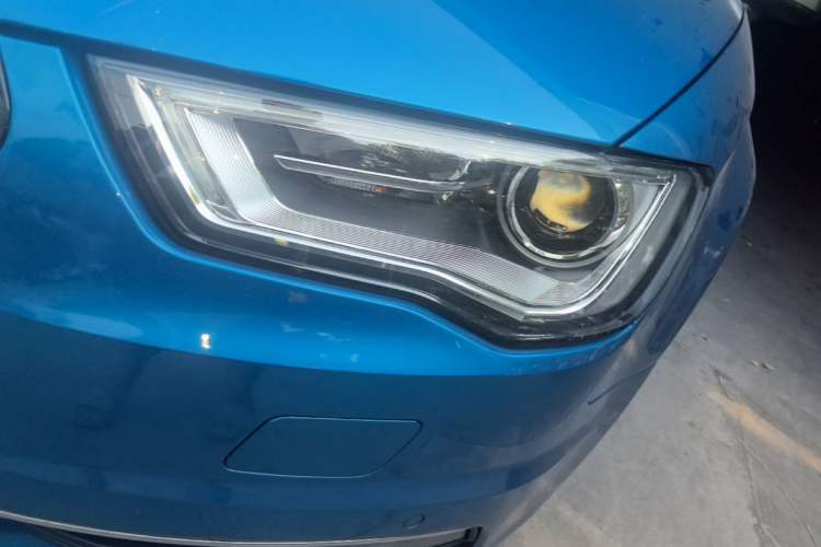 Used Audi A3 2016 Limousine 35 TFSI Prestige Edition Left Front Headlight