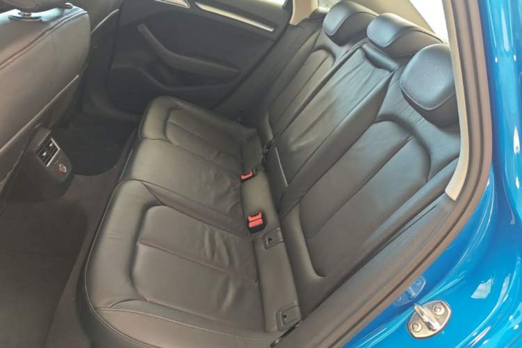 Used Audi A3 2016 Limousine 35 TFSI Style Edition Left Rear Seat