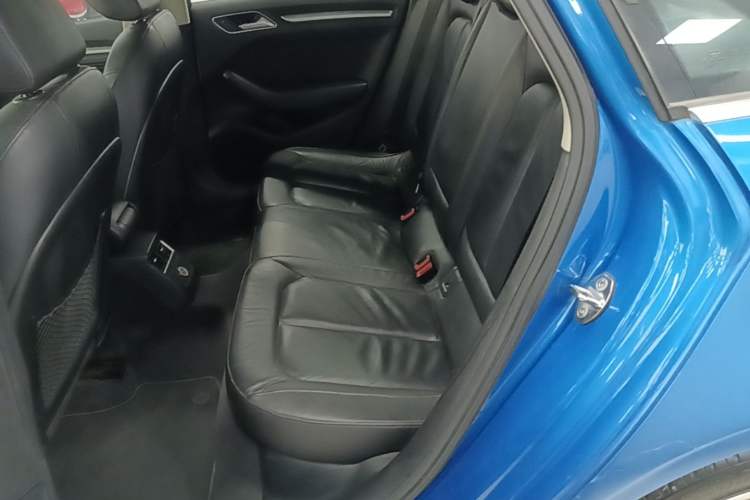 Used Audi A3 2016 Limousine 35 TFSI Style Edition Left Rear Seat