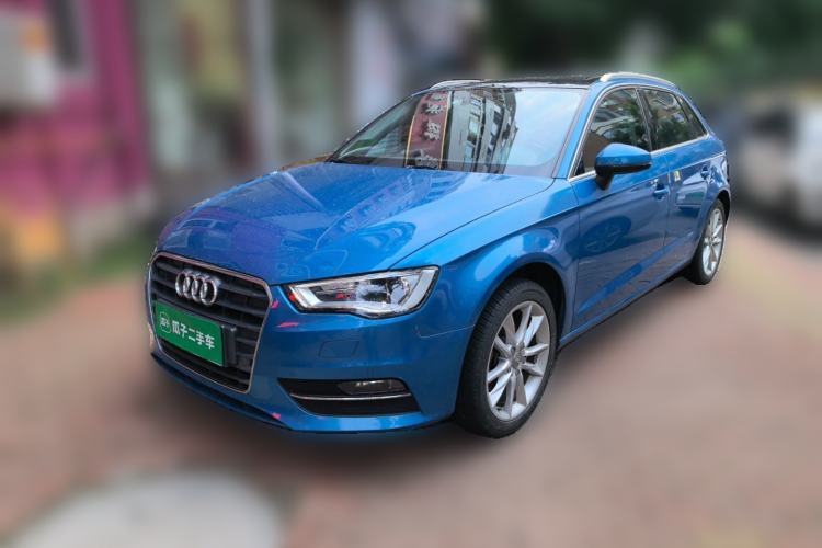 Used Audi A3 2016 Sportback 35 TFSI Style Edition Guazi used car, China used car export, Used car for sale, Used cars, Cheapest cars for sale